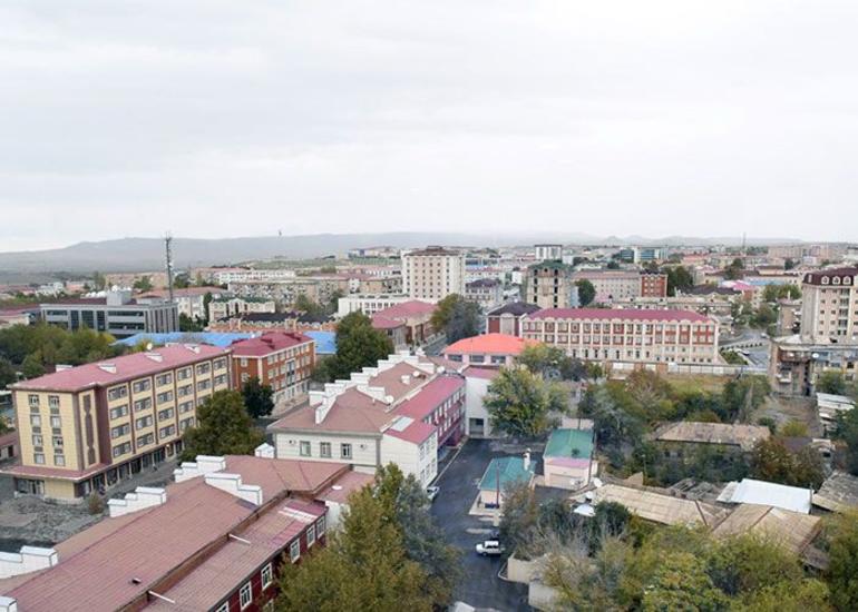 Naxçıvanda məzunların qızıl və ya gümüş nişanla təltif olunma qaydası məlum olub
