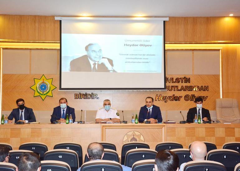 Gömrük Komitəsində iri kuryer və poçt daşımaları şirkətləri ilə görüş keçirilib
