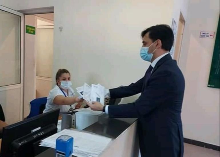 Niyaməddin Orduxanlı birinci və ikinci qurp əlillərə ərzaq yardım etdi