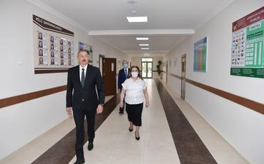 Prezident İlham Əliyev Bakıda orta məktəbin yeni korpusunun açılışında iştirak edib