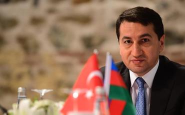 Hikmət Hacıyev Türkiyədə Fəxrəddin Altunla görüşüb