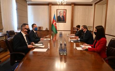 Ceyhun Bayramov Polşanın Azərbaycandakı səfirini qəbul edib