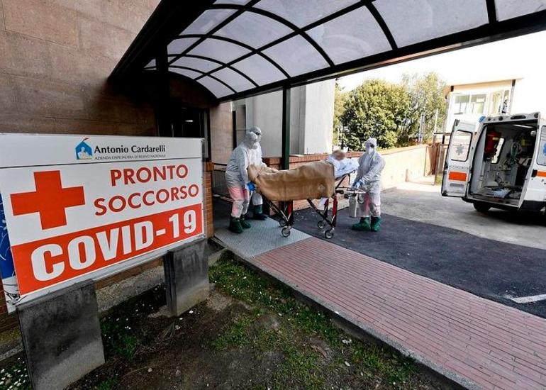 Dünyada koronavirusdan ölənlərin sayı 900 mini keçib