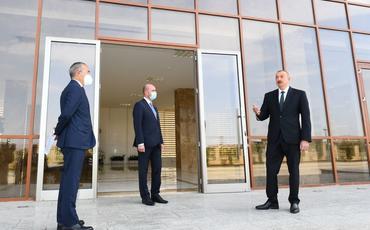 Prezident İlham Əliyev Sumqayıt Kimya Sənaye Parkının nəzdində Peşə Təhsil Mərkəzinin açılışında iştirak edib