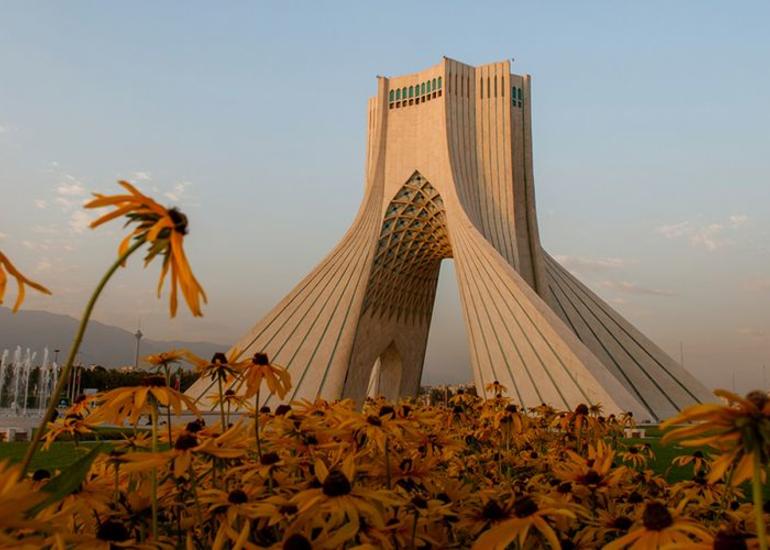 Tehranın məhəllələrində asayişi SEPAH-ın xüsusi dəstələri qoruyacaq