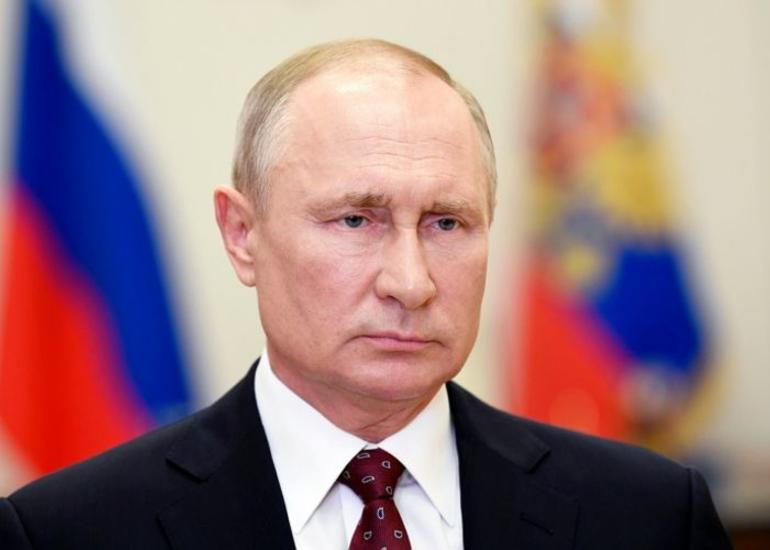 Putin: “Koronavirusla mübarizə hələ bitməyib”