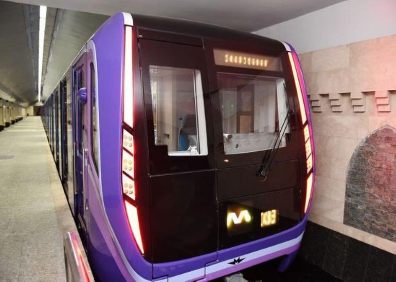Bakı metrosu saat 6:00-dan 00:00-dək işləyəcək