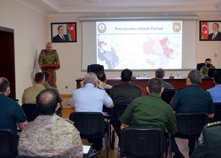 Müdafiə Nazirliyinin Beynəlxalq Hərbi Əməkdaşlıq İdarəsində növbəti brifinq keçirilib