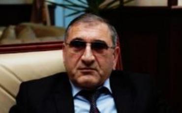 Tahir Rzayev: Makron birbaşa işğalçını müdafiə edir