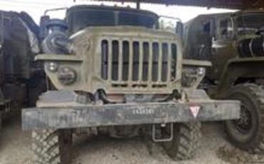 Cəbrayılda ələ keçirilən düşmən texnikası: 3 tank, 9 "Ural"... - FOTO