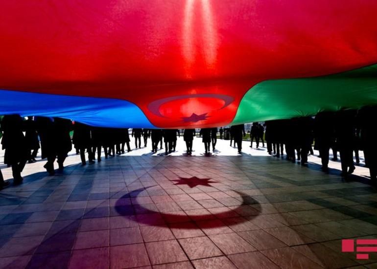 Azərbaycanın siyasi partiyaları Fransanın mövqeyinə etiraz bəyanatı yayıb