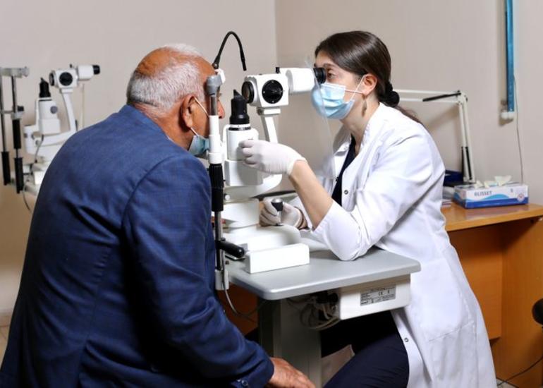 "Azercell"in Mobil Göz klinikası şəhid ailələri, məcburi köçkün və qaçqınları müalicə edəcək