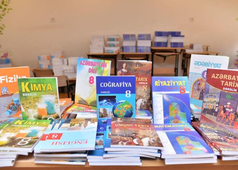 Təhsil Nazirliyi dərslik çatışmazlığı məsələsinə aydınlıq gətirib