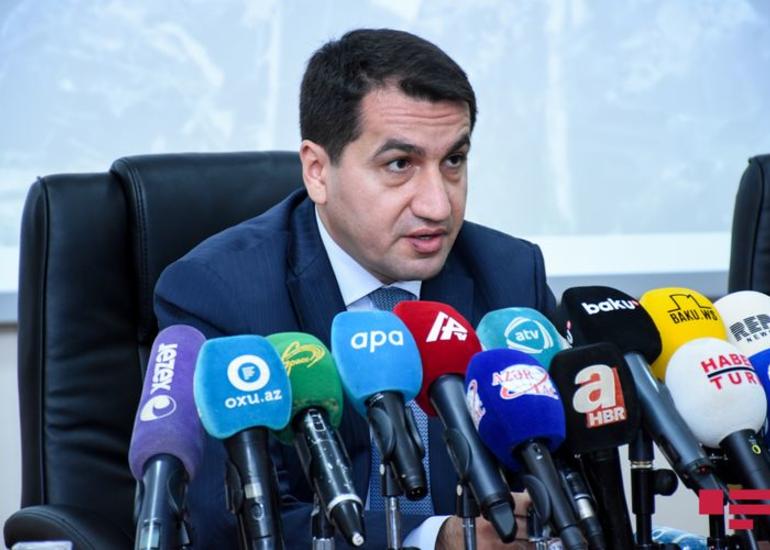 Hikmət Hacıyev: "İşğalda olan ərazilərimizdə hərbi əməliyyatlarda iştirak edən muzdlular avtomatik olaraq Azərbaycan Ordusunun legitim hədəfinə çevrilirlər"