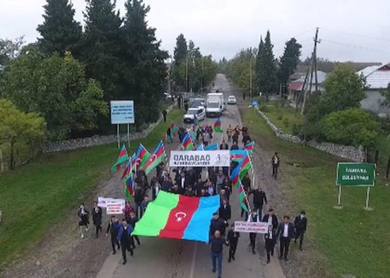 İsmayıllının İvanovka qəsəbəsində yaşayan malakanlar ordumuza dəstək yürüşü təşkil edib