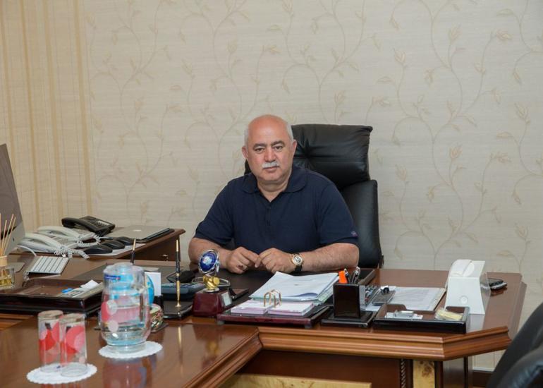 “El-Plastik” MMC-nin rəhbəri Hacı Hülağa Abışov ordu üçün 40000 manat vəsait ayırdı