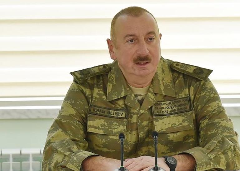 Prezident İlham Əliyev DSX-nin rəisini və şəxsi heyəti Xudafərin körpüsündə Azərbaycan bayrağının qaldırılması münasibətilə təbrik edib