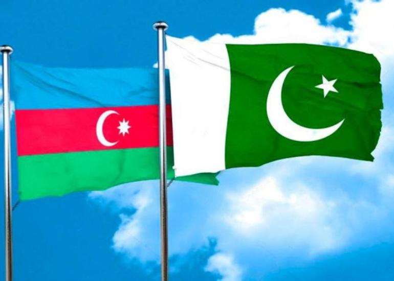 Azərbaycan və Pakistan XİN başçıları arasında telefon danışığı olub
