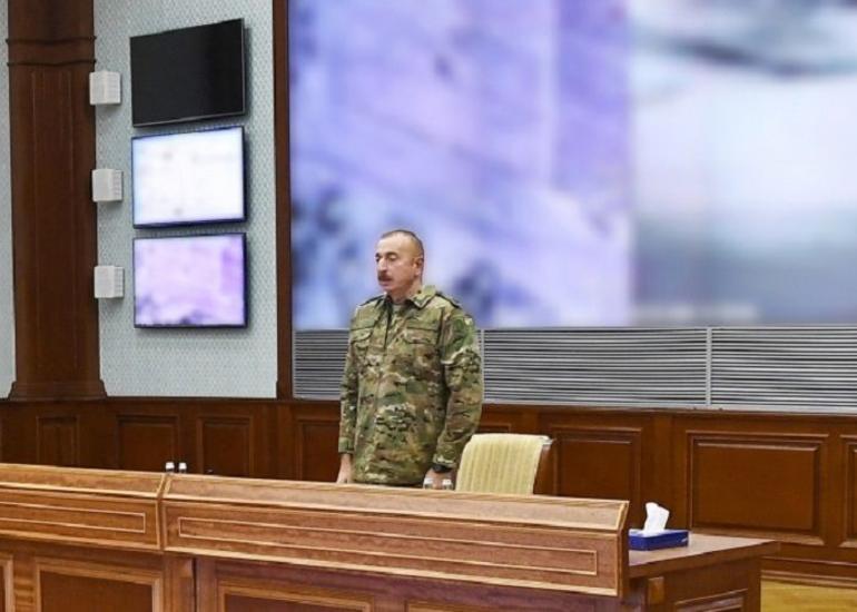Prezident İlham Əliyevin rəhbərliyi ilə Müdafiə Nazirliyinin Mərkəzi Komanda Məntəqəsində keçirilən operativ müşavirədə şəhidlərin ruhu yad edilib