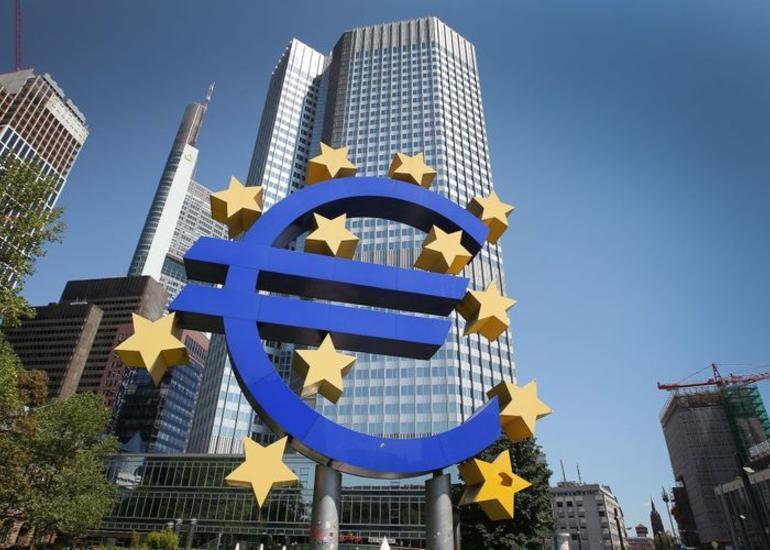 Avropa Mərkəzi Bankı: Avrozonadakı bankları çətin günlər gözləyir