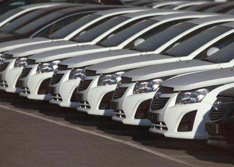 Nazirlik 2,5 milyon manatlıq avtomobil alır