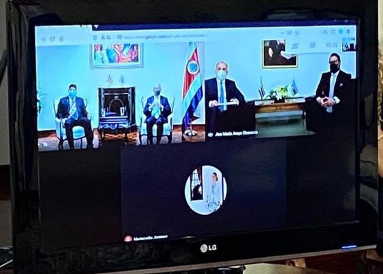 Azərbaycan səfiri etimadnaməsini Kosta-Rika Prezidentinə təqdim edib