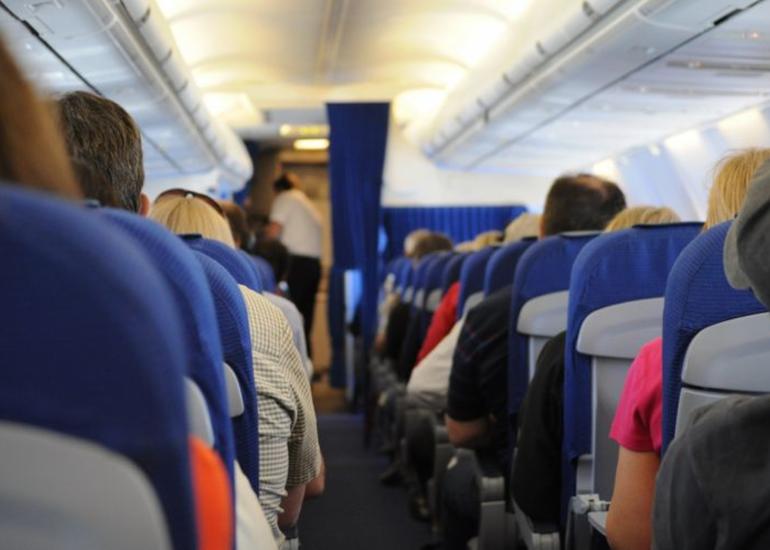 IATA: Qlobal sərnişin aviadaşımaları oktyabrda 71%-dək azalıb