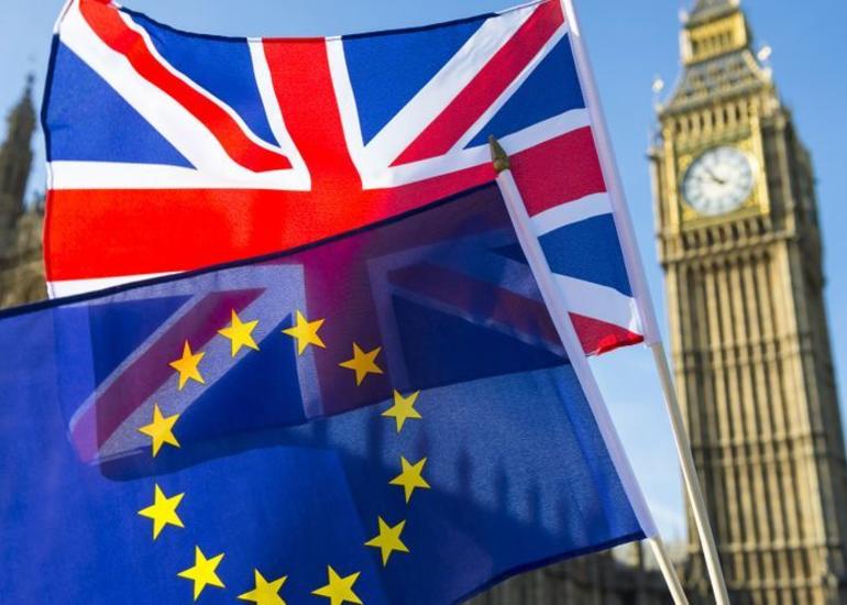 Britaniya və Aİ "Brexit"lə bağlı ticarət sazişi barədə razılığa gəliblər