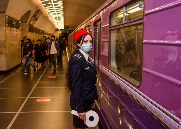 Elşad Hacıyev: “Metroda aktiv koronavirus xəstəsi aşkarlanmayıb”