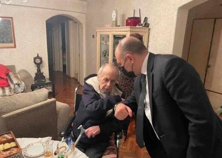Anar Kərimov Xalq artistini evində ziyarət etdi - FOTO