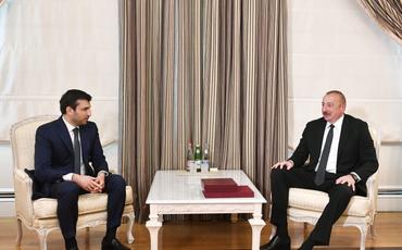 Prezident İlham Əliyev “Baykar Makine” şirkətinin texniki direktorunu və “ASELSAN” şirkətinin idarə heyətinin rəhbərini qəbul edib