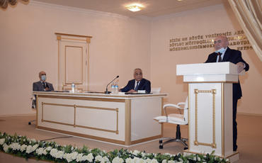 “Ağsaqqallar milli-mənəvi dəyərlərimizin daşıyıcısı funksiyasını bu gün də uğurla davam etdirməkdədirlər”