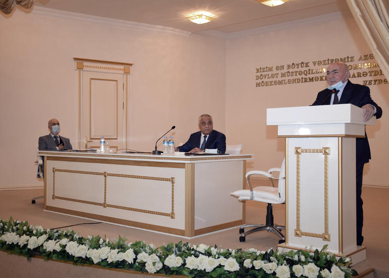 “Ağsaqqallar milli-mənəvi dəyərlərimizin daşıyıcısı funksiyasını bu gün də uğurla davam etdirməkdədirlər”