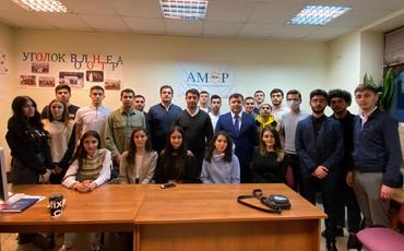 Deputat Emin Hacıyev Moskvada AMOR-un fəalları ilə görüşüb