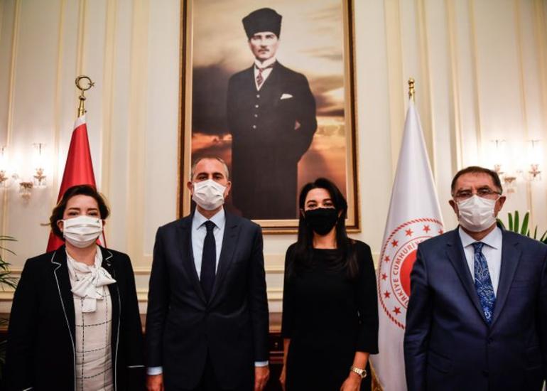 Ombudsman Türkiyənin ədliyyə naziri ilə görüşüb