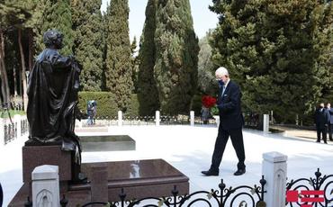 Volkan Bozkır Fəxri xiyabanı, Şəhidlər xiyabanını və “Türk şəhidliyi”ni ziyarət edib