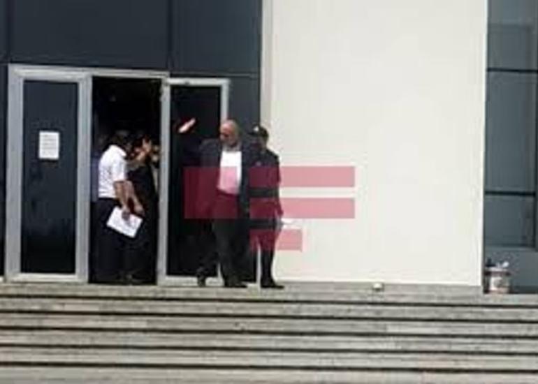 Kürdəmirin sabiq icra başçısının həbs müddəti uzadılıb