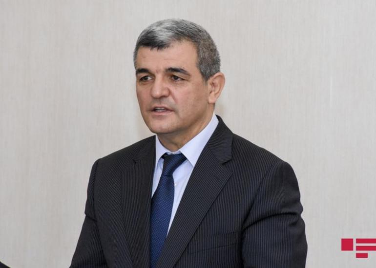 Deputat: “Qanunsuz tikilən evlərlə bağlı problemlər həll olunmalıdır”