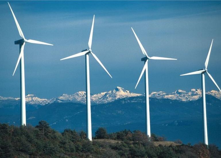 Avropa ölkələri ötən il külək enerjisi layihələrinə investisiyaları 75% artırıb