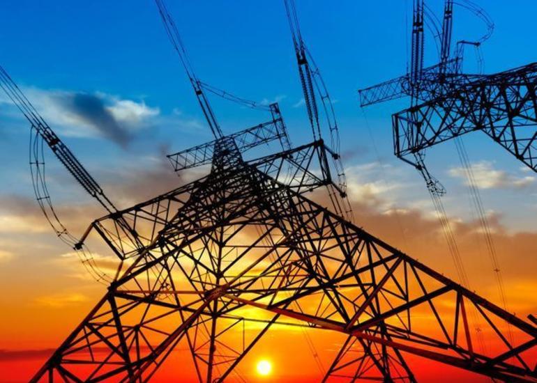 Azərbaycan elektrik enerjisinin ixracını 5% artırıb