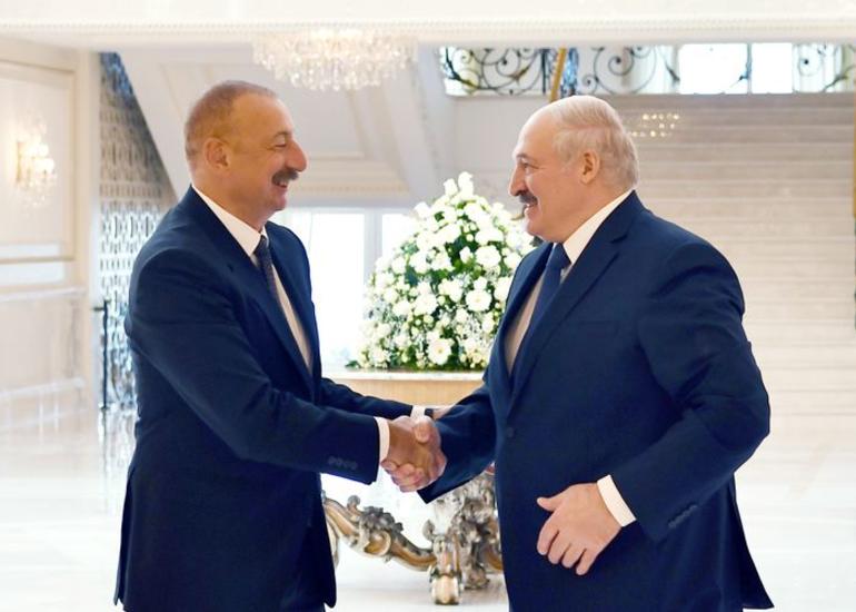 Lukaşenko: “İşğaldan azad edilmiş ərazilərdə həyatın bərpası üçün çox ağır işlər görülməlidir”