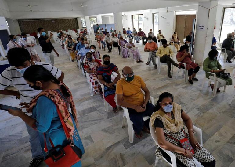 Hindistanda koronavirusa yoluxma və ölüm hallarında ən yüksək göstərici qeydə alınıb