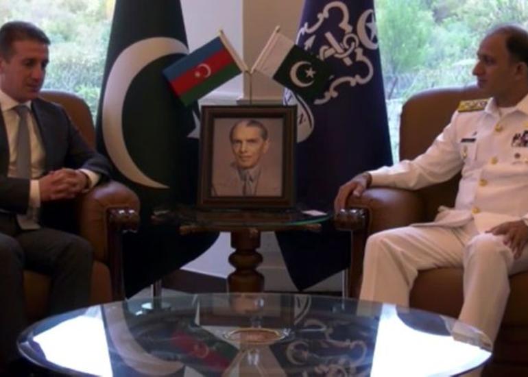 Azərbaycan səfiri Pakistan Hərbi Dəniz Qüvvələrinin komandanı ilə görüşüb