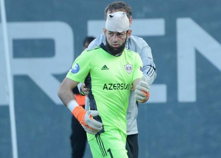 "Qarabağ"ın başına 25 tikiş qoyulan qapıçısı meydana qayıdıb