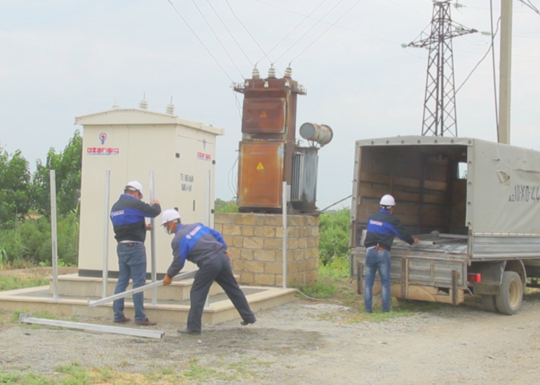 Ağdamın Çıraqlı kəndində ermənilərin dağıtdığı elektrik təsərrüfatı yenidən qurulub
