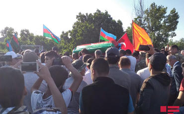 Vətən müharibəsinin şəhidi Təbriz İbrahimovla Salyanda vida mərasimi keçirilir