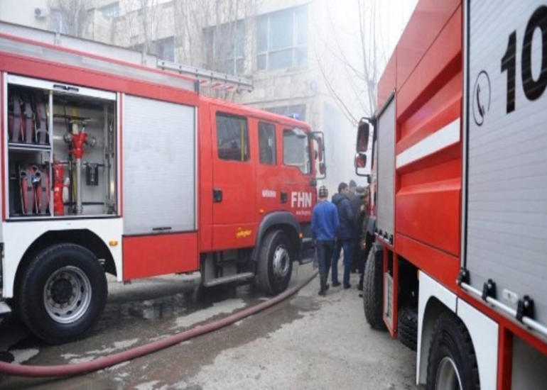 Abşeronda çoxmərtəbəli yaşayış binasında partlayış olub, 14 nəfər təxliyə edilib
