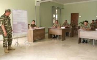 Naxçıvan Qarnizonu Qoşunlarında növbəti komandir hazırlığı məşğələsi keçirilib