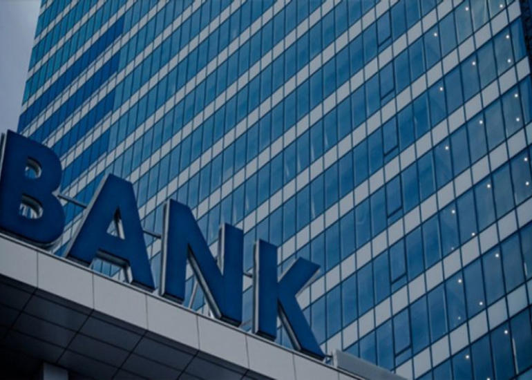 Azərbaycanın bank sektoruna kredit qoyuluşları ilin əvvəlindən 3,8% artıb