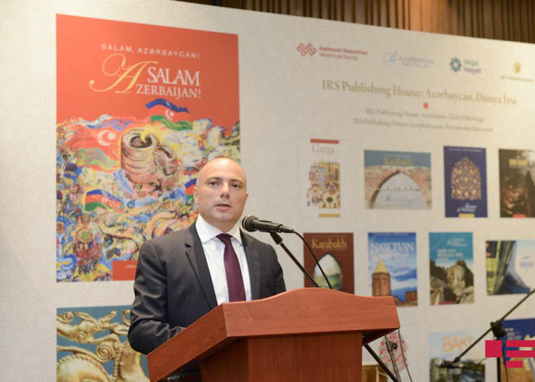 “İrs” silsiləsi çərçivəsində iki kitabın təqdimat mərasimi keçirilib